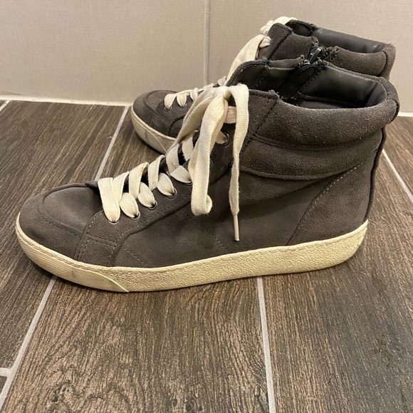 Sam Edelman Britt High Top Sneaker - 8 - Picture 5 of 10